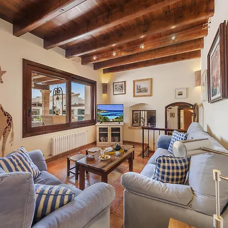 Feriehus Grand Majorcan Retreat With Pool
