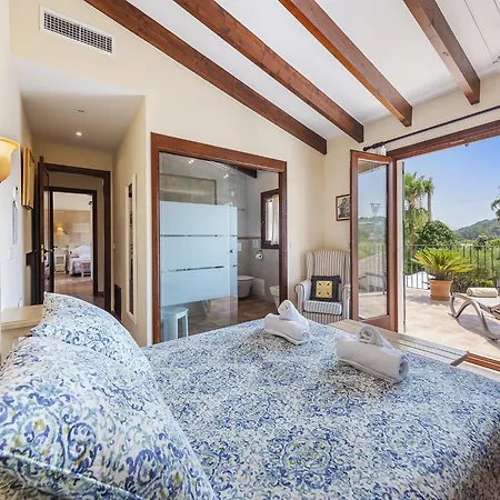 Grand Majorcan Retreat With Pool Feriehus Pollença