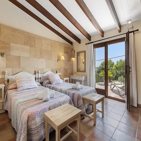 Grand Majorcan Retreat With Pool Feriehus