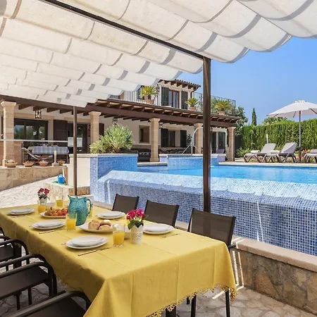 Grand Majorcan Retreat With Pool Feriehus Pollença